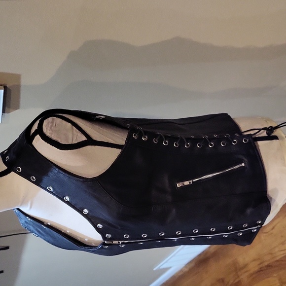 Unik Motorcycle Zip Vest - Picture 6 of 16